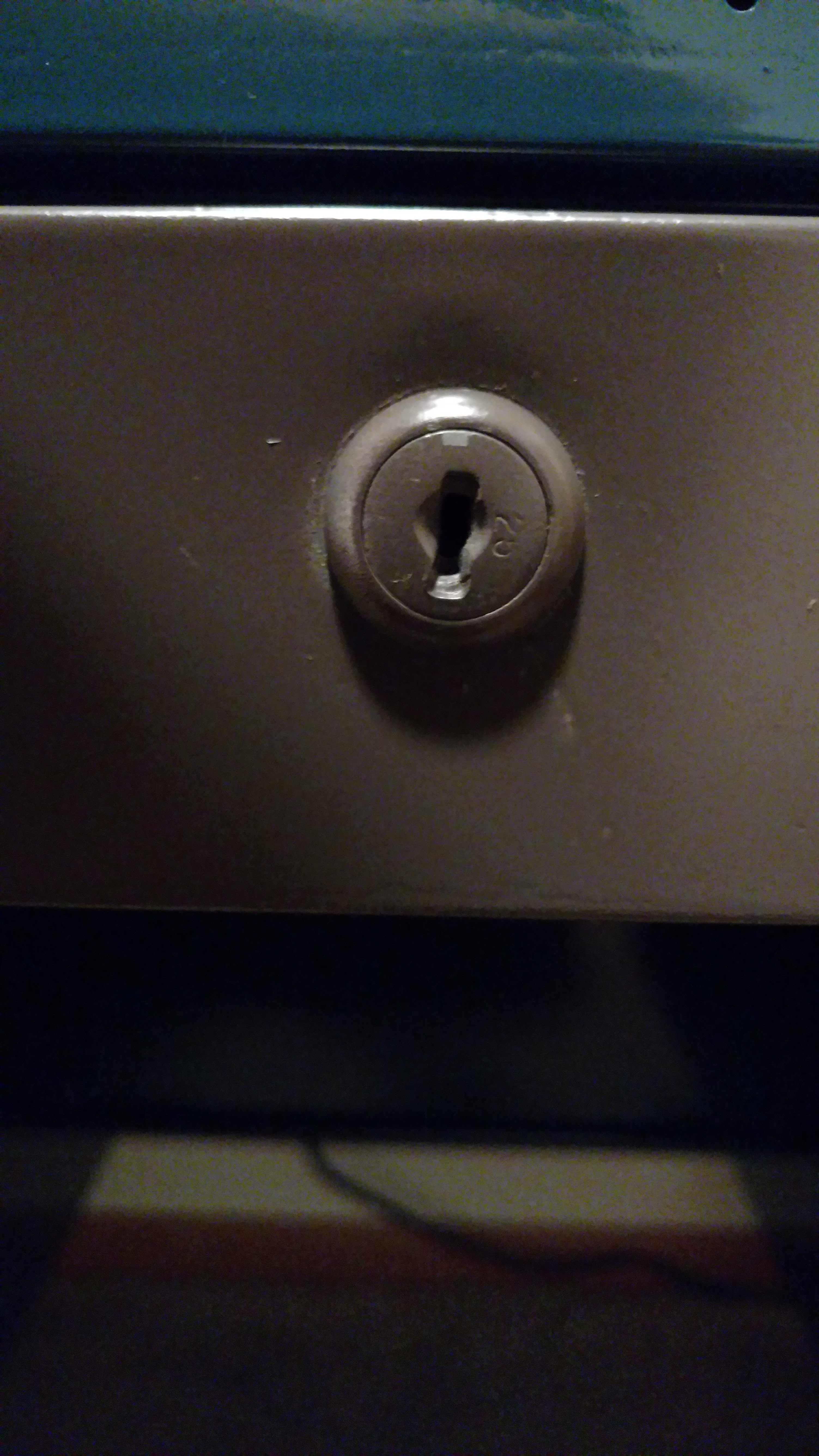 Desk lock closeup 3